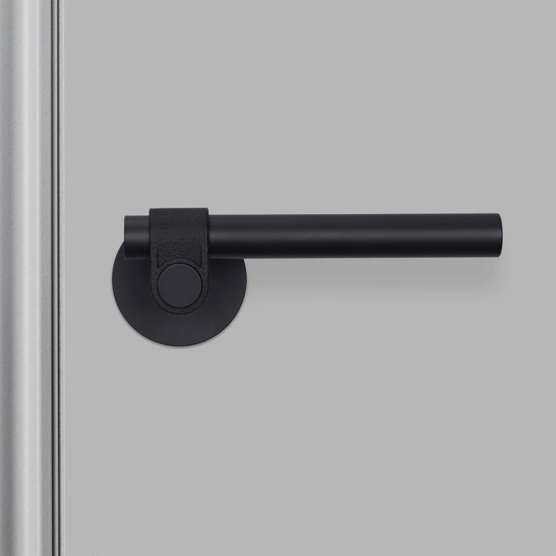 Handle BUSTER + PUNCH CAST — black